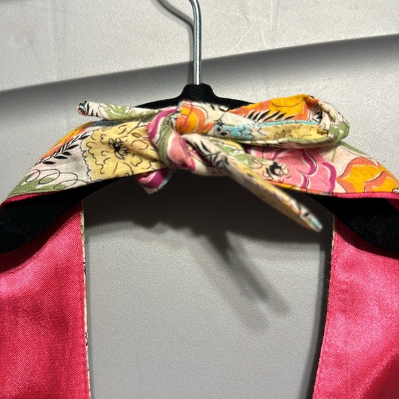 Short halter dress with beaded embellishments - Picture 6 of 10